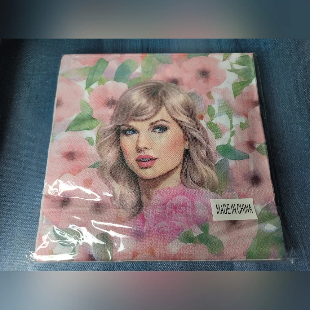 Taylor Swift My Favorite Swiftie Happy Birthday Party Set